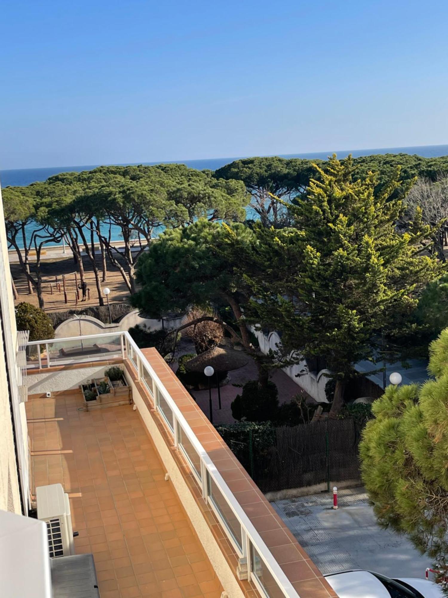Apartamento Marina Playa, Primera Linea De Mar Blanes Extérieur photo